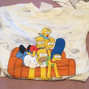 Simpson’s cropped shirt